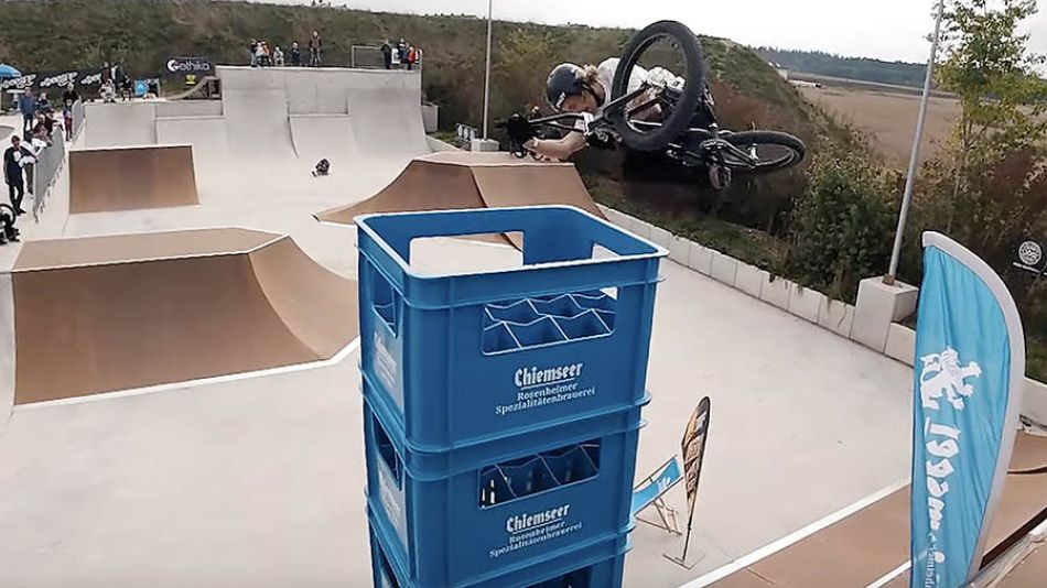 Ride Further Tour - Munich: the rain can&#039;t stop BMX!
