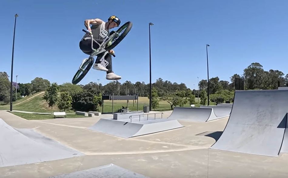 Riding the BIGGEST skatepark in Australia #2 Logan Martin