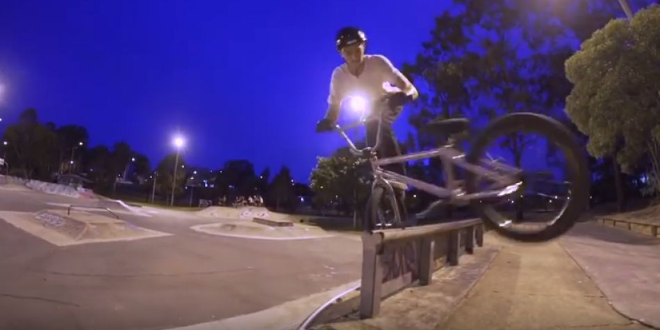 Alex Hiam @ Woodridge Park - Colony BMX