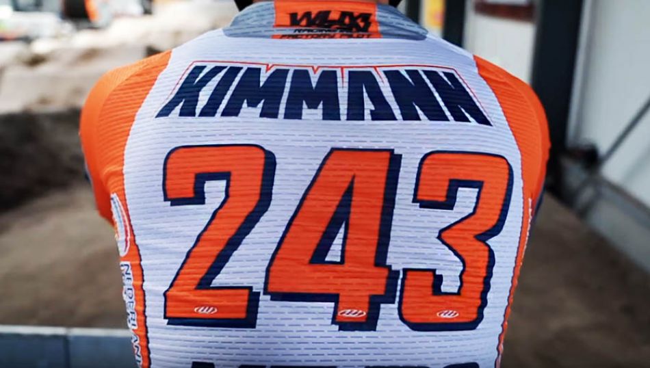 60 Seconds at the Kimmann Indoor BMX Track by Justin Kimmann
