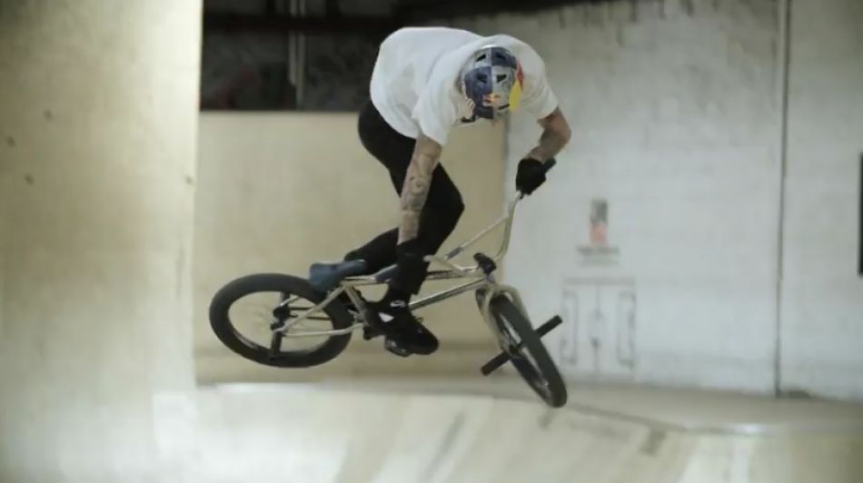 Watch Kriss Kyle slay BMX at Unit 23 Skatepark