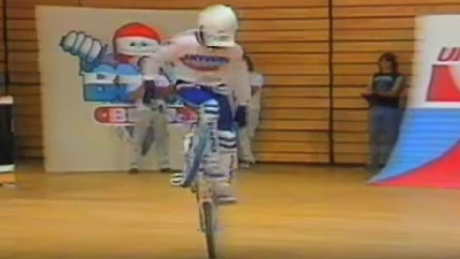 BMX Beat | Craig Campbell | Flatland | 3-in-1 Oil Champs | 1986 | by The Stuntabiker