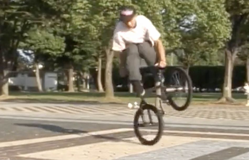 &quot;enclose2&quot; BMX FLATLAND VIDEO 2005 by MINAMADE-BMX