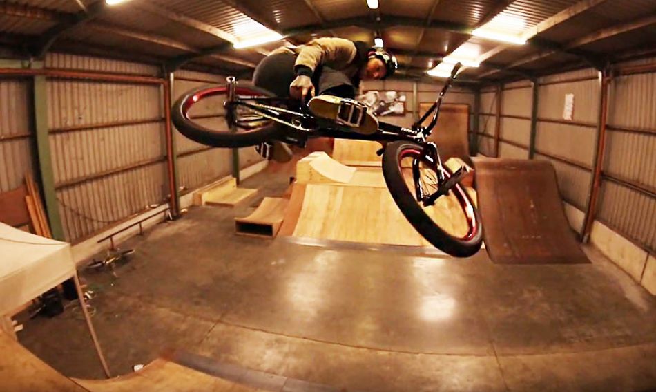 10 bmx tricks with ... by Dothings