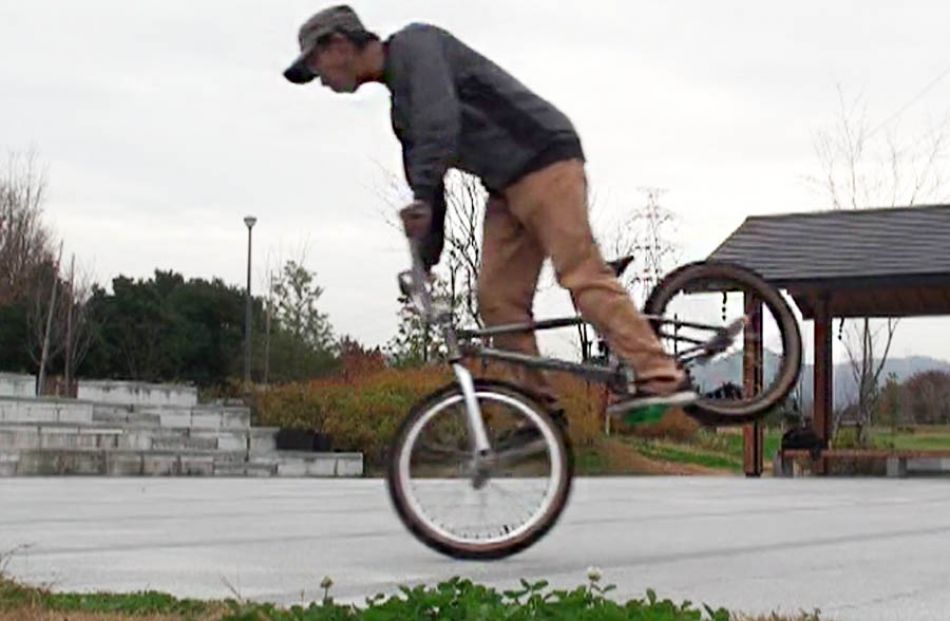 2019 11 12 Pedal tricks by bmx_usj_local