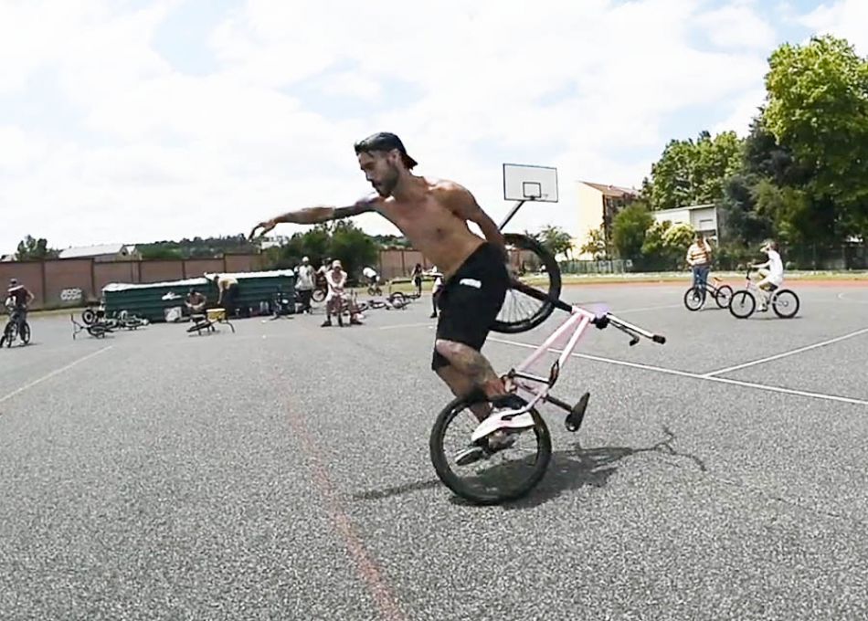 Outrider Toulouse BMX Flatland Jam - Coast Cycles by Maxime Cassagne