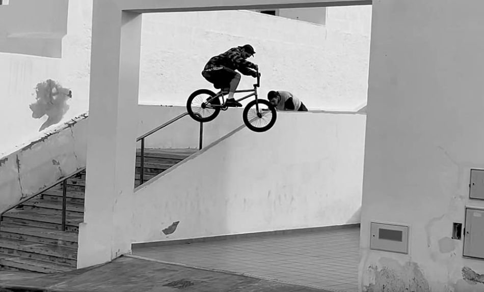 JUAN GIRALDO X ISLANDS BMX by Alex Rua