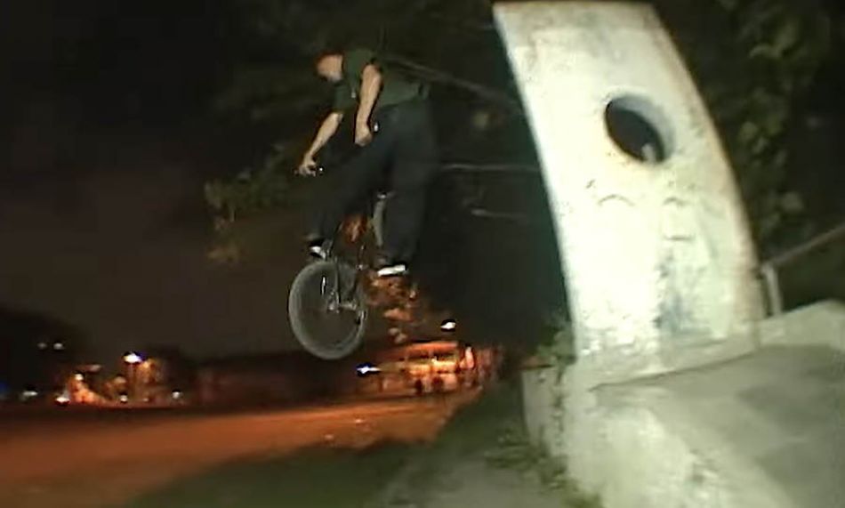 MAHATHIR &amp; DIGJA SPLIT EDIT &quot;WEST HAMMERS&quot; VIDEO by TIPTAPES10 A/V