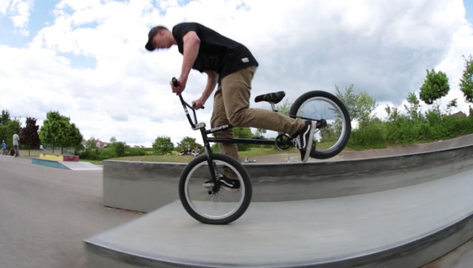 Degree Clothing - Tobias Helfer &amp; Noah Wolf - Saturday Clips from Christoph Theiss