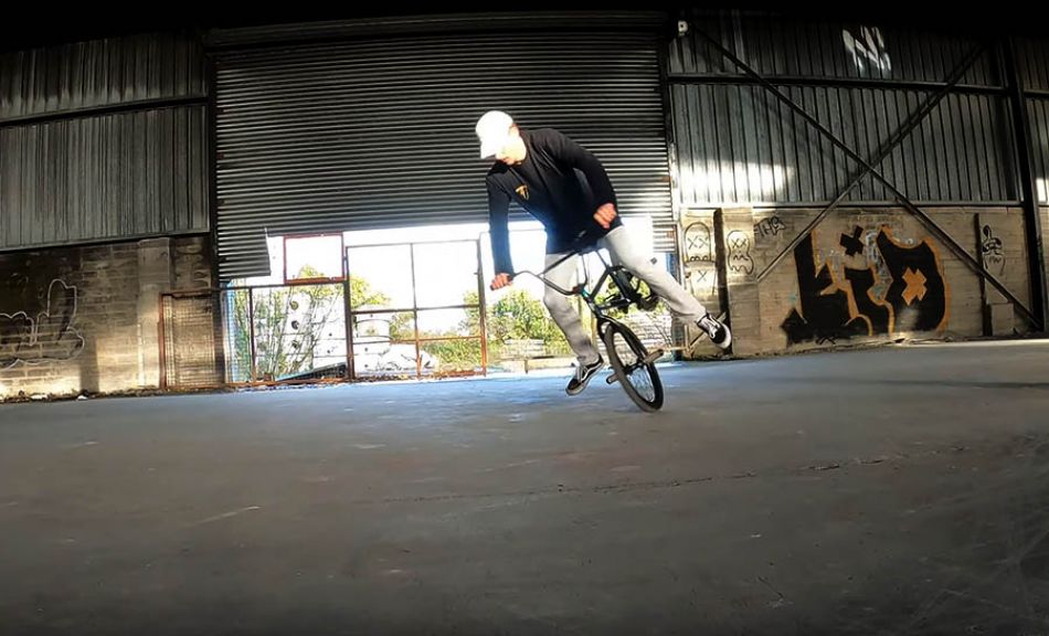 Winter Dojo Flatland BMX Edit by Mik Penar