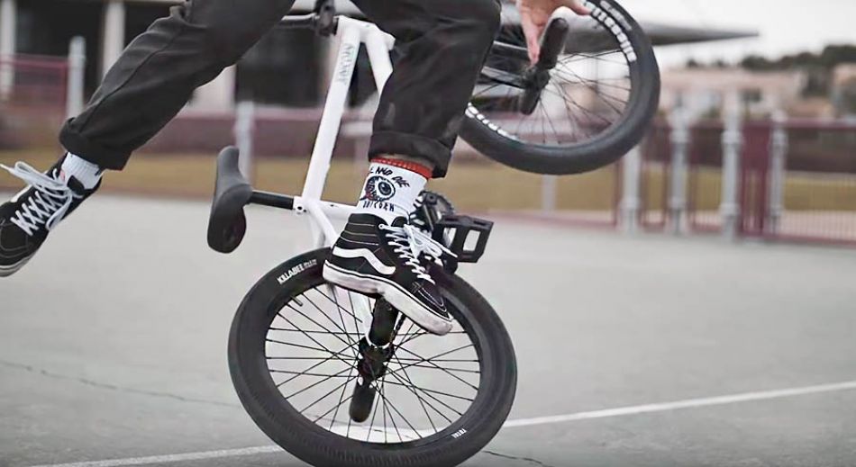 BMX UNICORN x RADIOBIKE | UNICORN | RAPHAEL CHIQUET