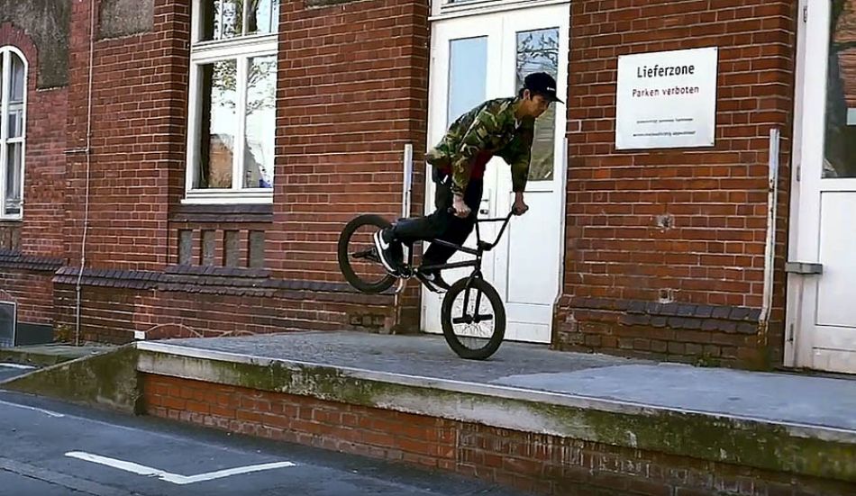 BMX Street: Jaoa Phuymooltree &amp; Lucas Chittka shred Downtown Düsseldorf by freedombmx