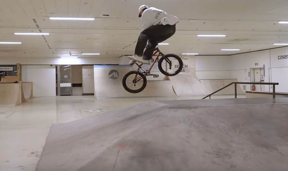 Riding a skatepark in an old supermarket - Pitt St. Skatepark, Portsmouth | by Ride UK BMX