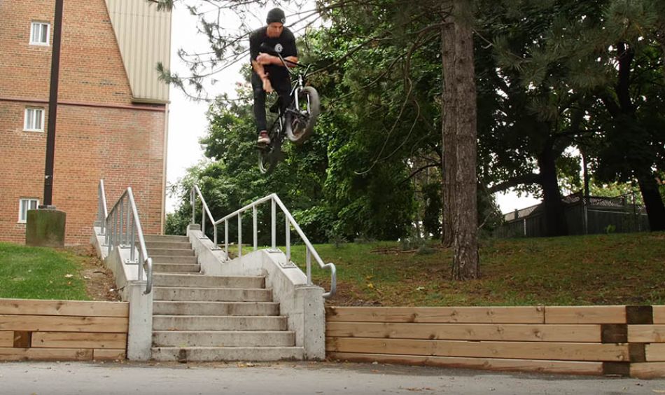 Mike Gray | VANS CANADA | DIG BMX