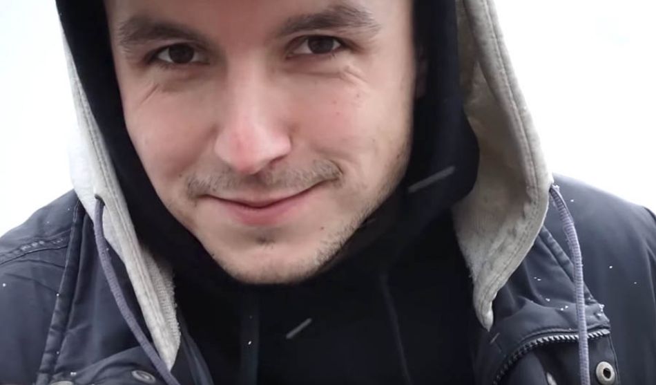 DIG LOCALS - TOMAS TYDLACKA