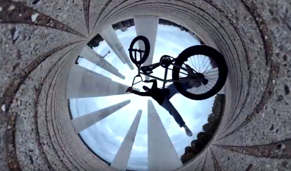 Matthias Dandois - Drone FPV vs BMX