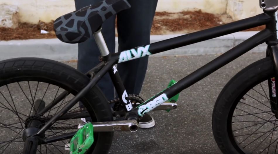 DENIM COX - WHAT I RIDE - (BMX BIKE CHECK)