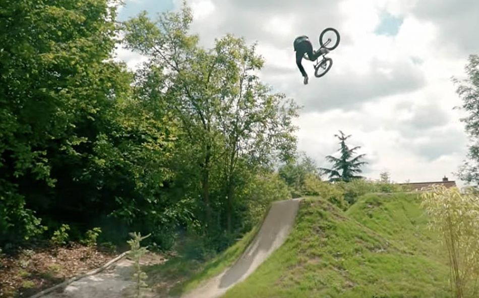 TOMAS KUDRNAC - JAWLINE DIRTY PARKS