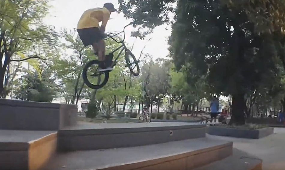 BMX Street in Paraguay – Tomy Cardozo Kushnaga Edit