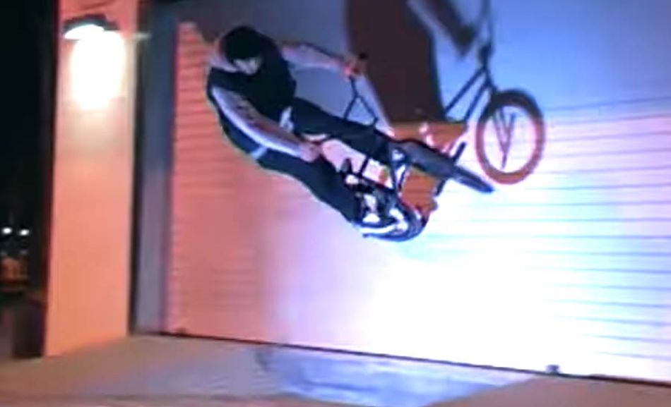 Agus Raw BCN Streets - Kink BMX