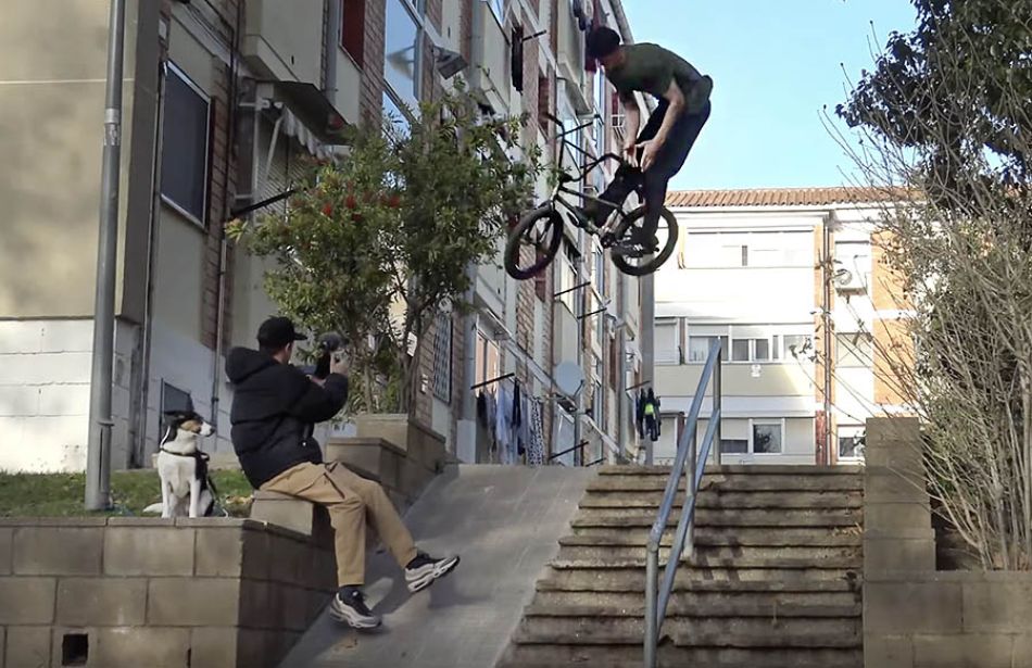 BJARKI HARDARSON - BARCELONA BMX VACATION