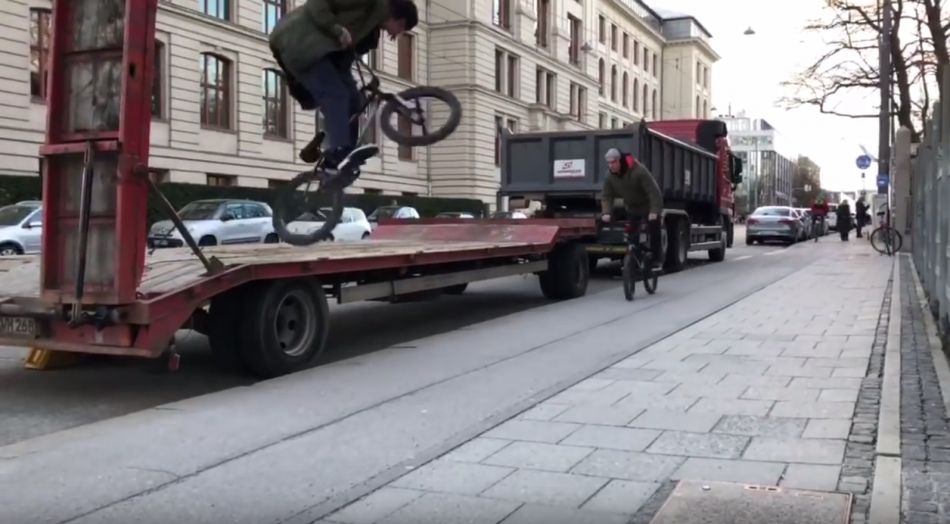Raw Jibs: Simone Barraco &amp; Bruno Hoffmann in München | freedombmx