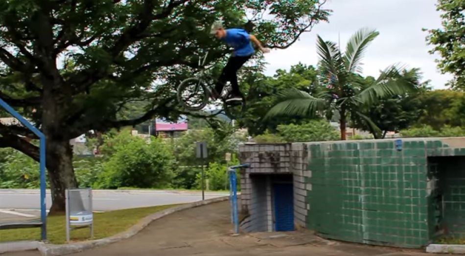 JONATHAN SCHWEIGERT BRSQ STREETS by Jonathan Schweigert
