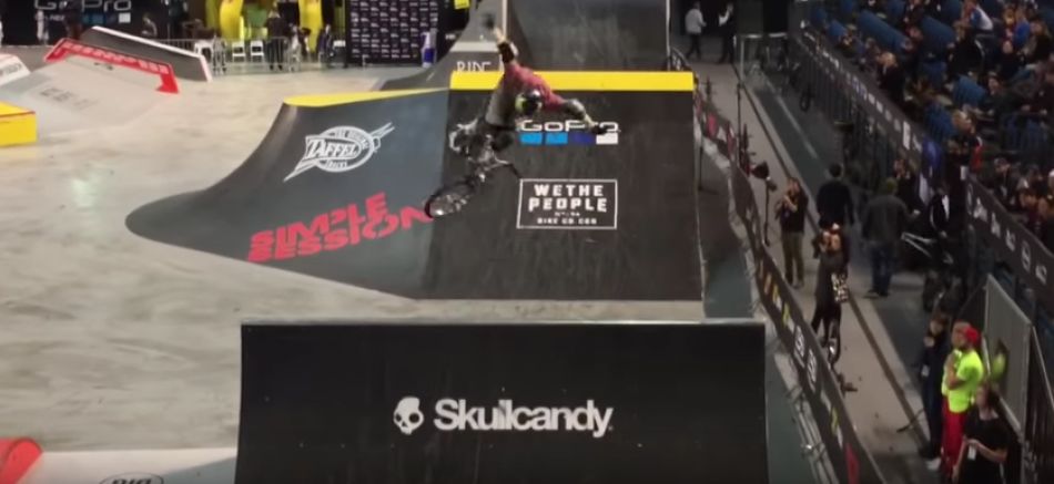 DANIEL DHERS VS. THE TOILET AT SIMPLE SESSION 17! by Ryan Nyquist