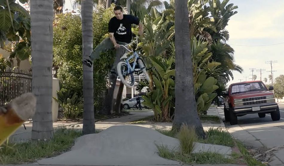 OUTSIDE W/ ARYEI LEVENSON, MAX VU &amp; RICHIE HERNANDEZ