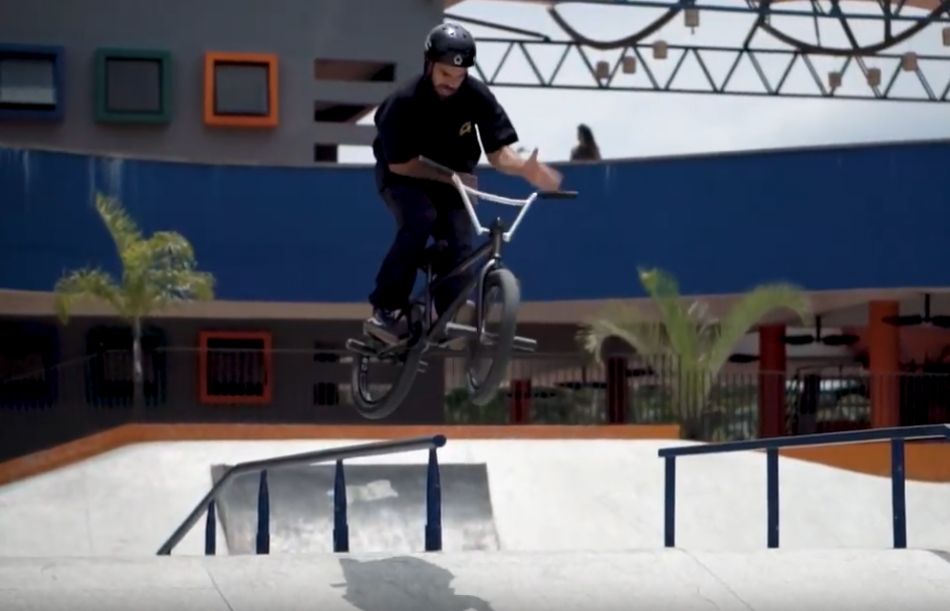 PROUDLY WELCOMES FREAK BMX RODRIGO REZAVELA