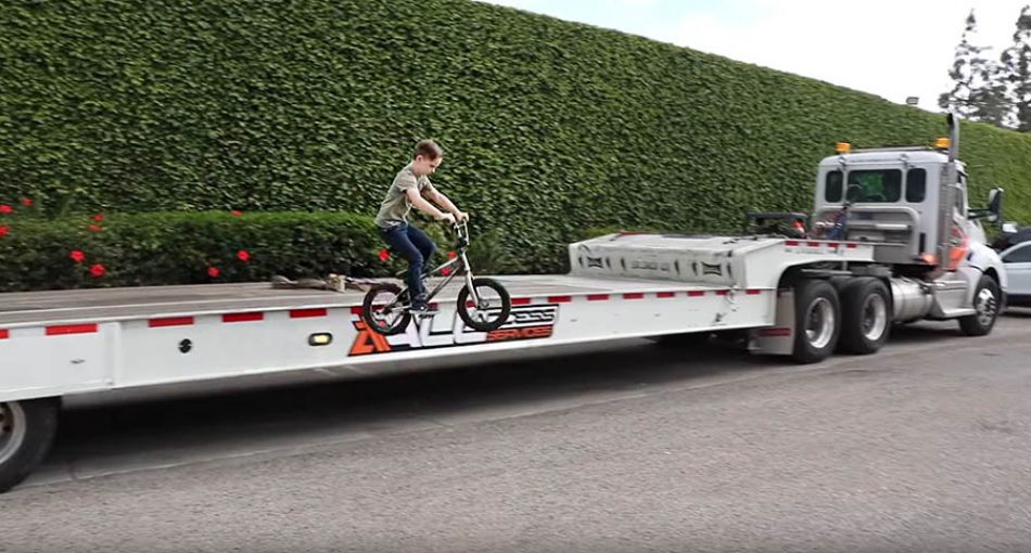 I jumped the Vans sign!! Sketchy Stairs &amp; Snakes! by Bmx Caiden