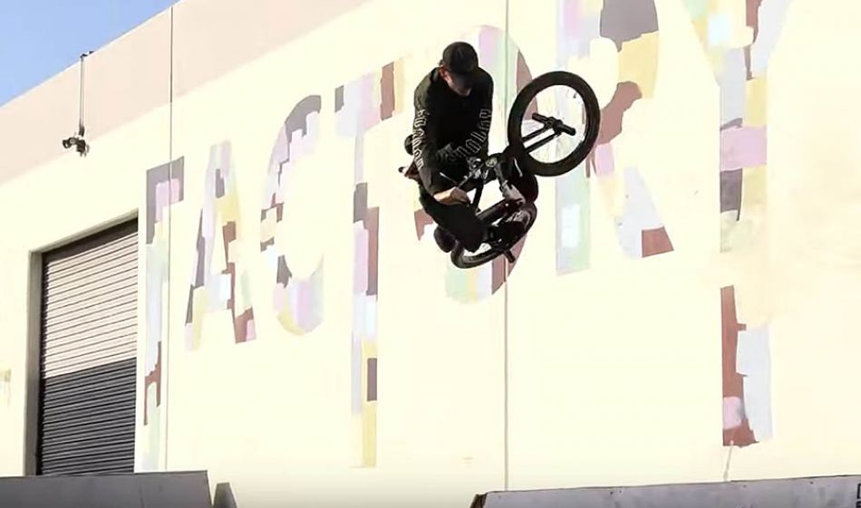 Jared Duncan &amp; Eddie Cuellar - Sunday Bikes