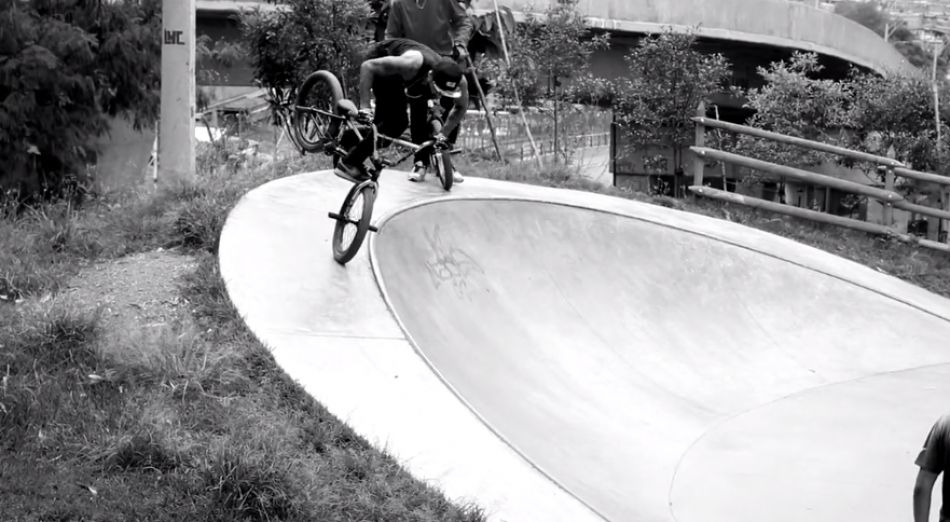 JONATHAN FERREHIR SUNDAY RIDE - SKATEPARK MADRE LAURA from MUTANTY