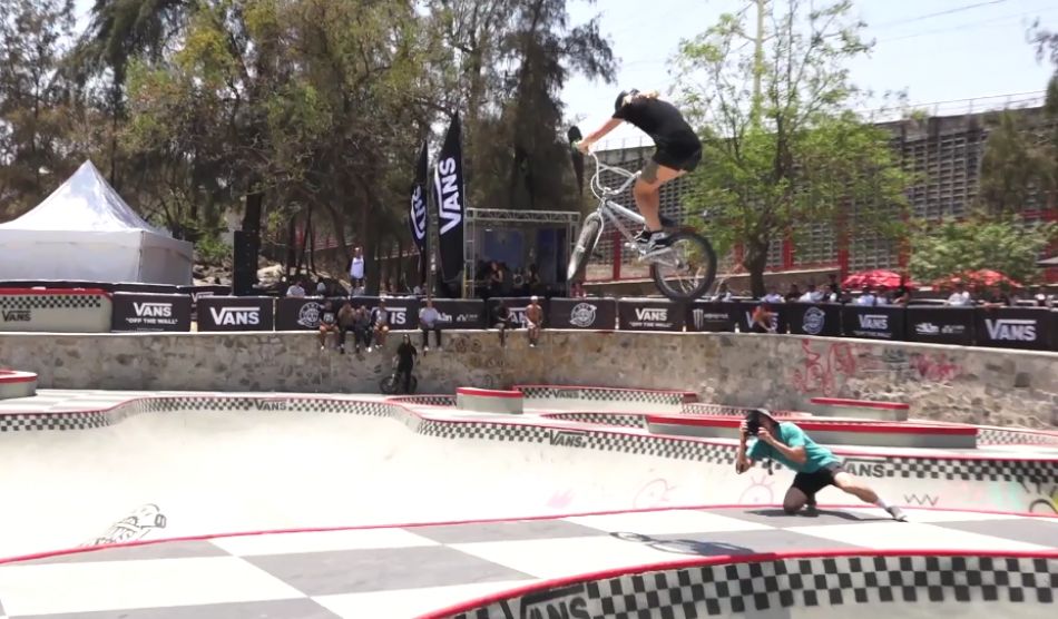 Girls at Vans BMX Pro Cup: Guadalajara