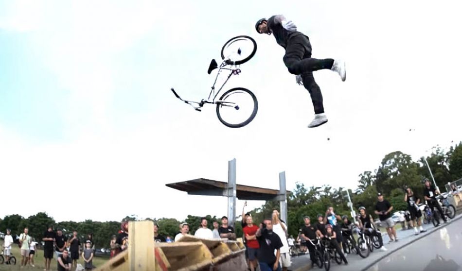OFF THE COUCH Pizzey Jam: The Biggest Australian BMX Jam So Far This Year! by LUXBMX.COM