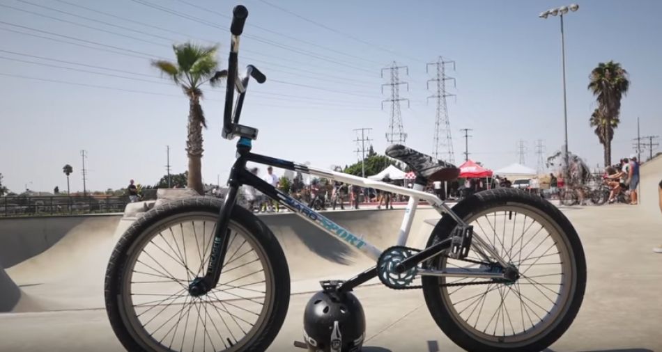 Jason Watts&#039; Haro Lineage Sport Bike Check