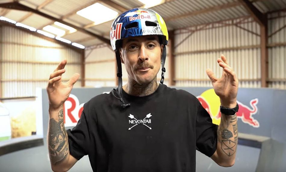 THE BEGINNING - Red Bull Don&#039;t look down. By Kriss Kyle
