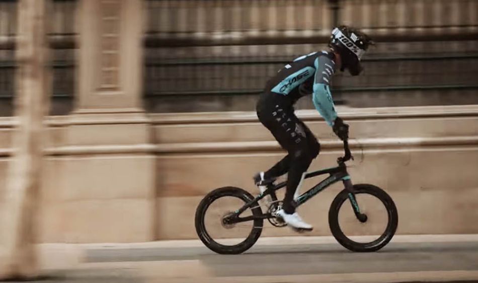 Australia&#039;s Fastest BMX Store. By LUXBMX.COM