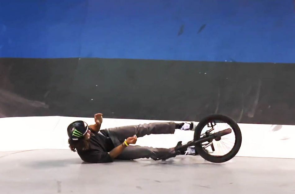 BMX CRASHES AT THE SIMPLE SESSION by simplesession