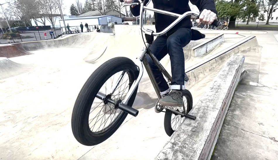 Caleb Ruecker&#039;s No Frills Metal Journeyman Bike Check by Snakebite BMX