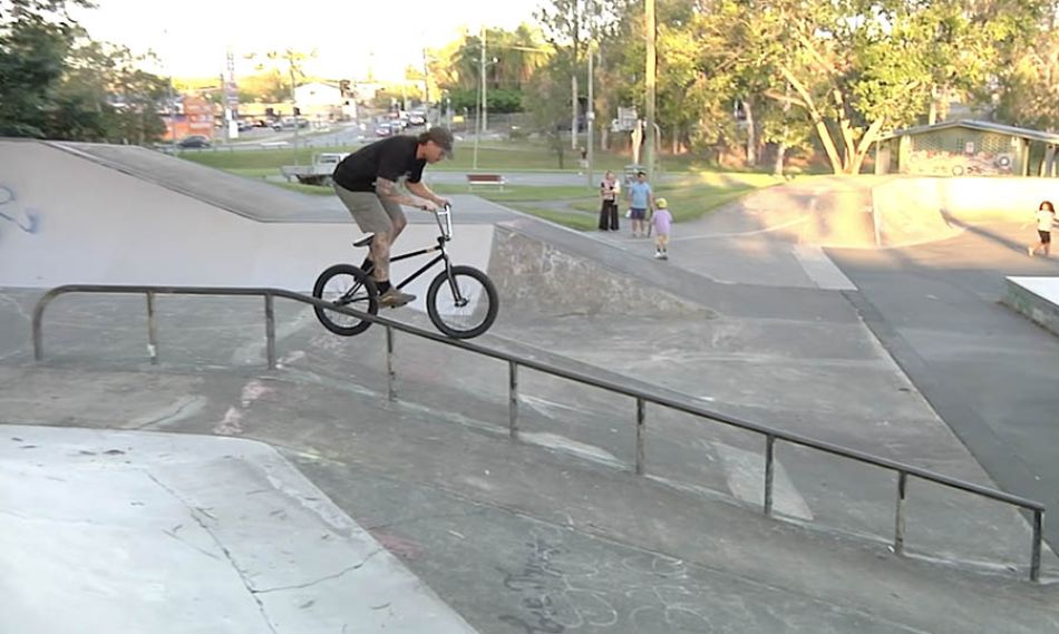 LUXBMX || WOODRIDGE SKATEPARK
