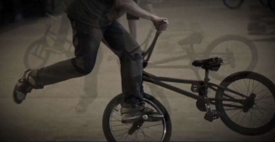 BMX FLAT NINJA SPIN from Philippe Galindo