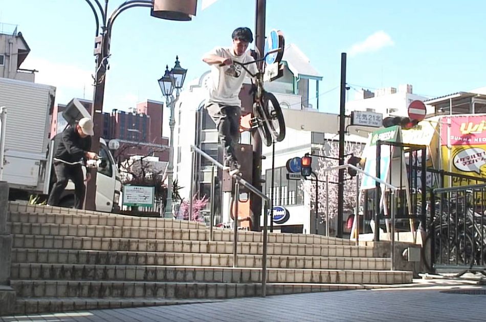 3CHOUME &quot;1ST CHiLLER&quot; BMX 2020 (full video) by 3CHOUME