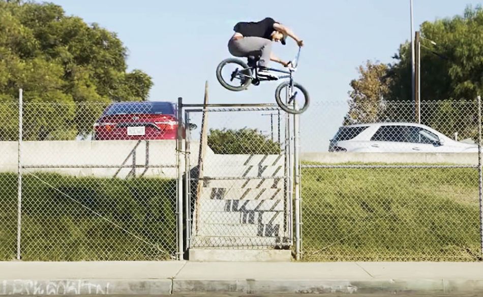 éssentials // Ty Morrow - STORM FORK - ÉCLAT BMX