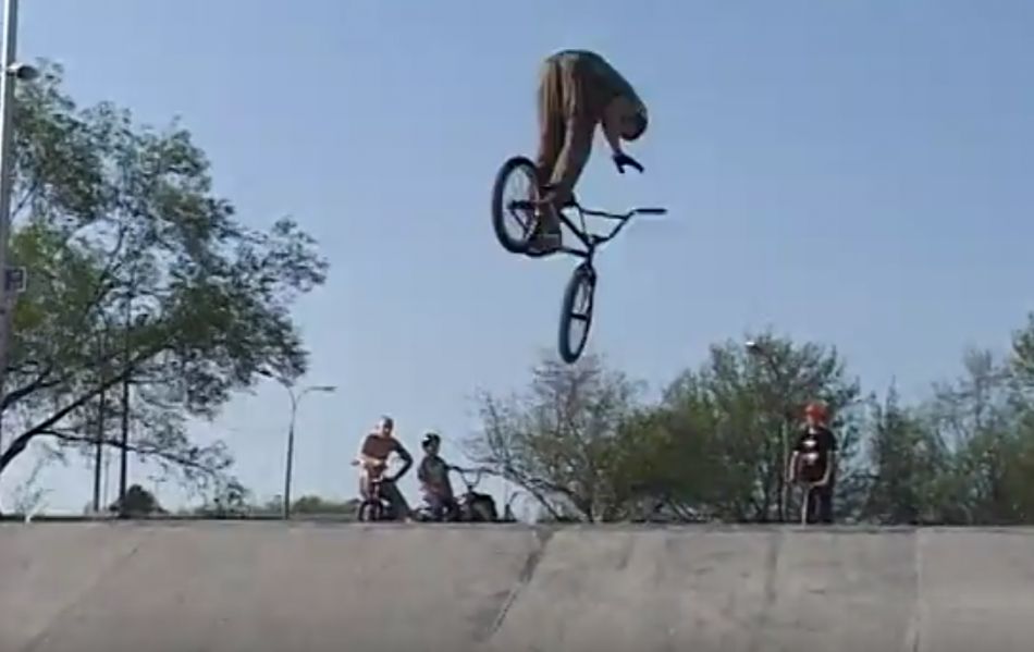 Bartek &quot;Wicher&quot; Breś - Power Hour @ Skatepark Piaseczno | #BMX // HashBMX.com