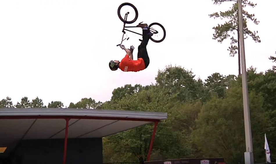 INSANE BMX CONTEST **Cary C1** FINALS by Ryan Guettler