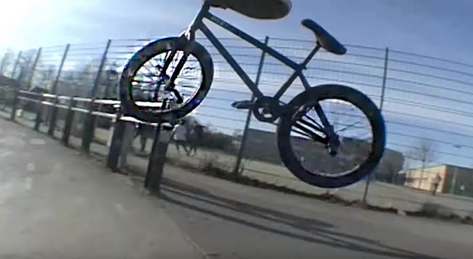 BMX Street: Beermx – No Budget by freedombmx