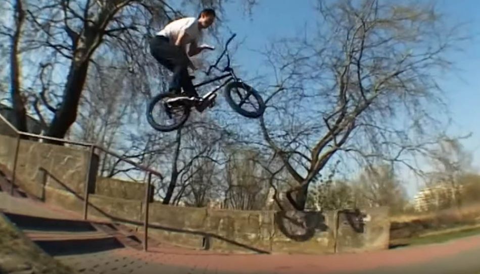 17 YEAR OLD BMX BOSS - WIKTOR SKIBINSKI