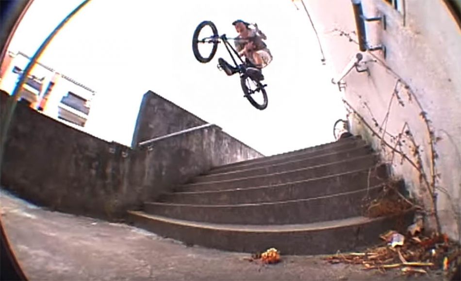 SUR LE TERRAIN - MANUAL BMX STORE / BANCALBMX
