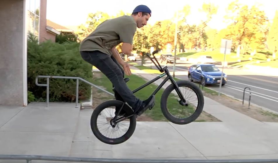 SLUT - FIEND BMX